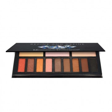 7590 Measurable Difference Refine And Define Eyeshadow & Highlighting Palette