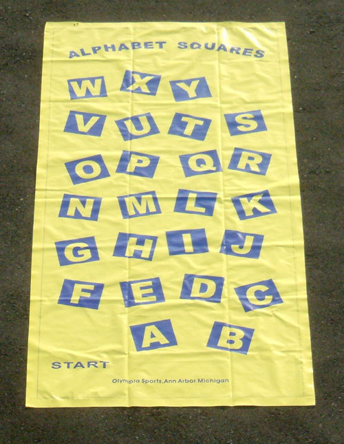 Everrich Evc-0114 4 X 8 Feet Alphabet Mat With 4 Inch Beanbags - 12 Pieces