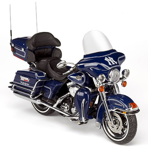 Feenix HD-MLB001-NYY New York Yankees Die Cast Harley Davidson Motorcycle Scale Replica