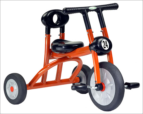 200-07 Orange Pilot 200 Tricycle 1 Seat