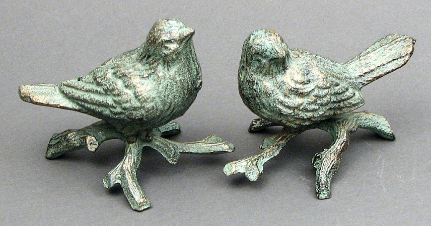 049-15840 Cast Iron Birds Assorted Priced Each