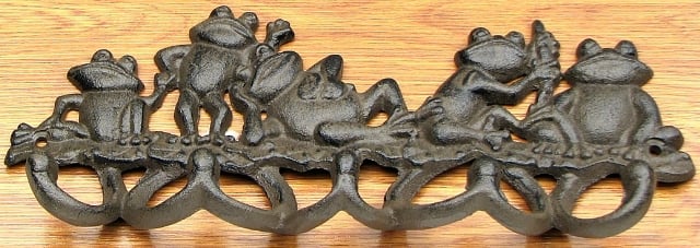 0184s-0596 Multiple Frog Hook Cast Iron