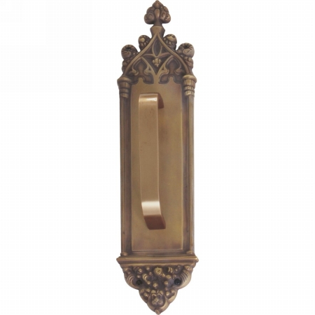 A04-p5601-trd-486 Gothic Pull Plate With Traditional Pull, Aged Brass Finish - 3.38 X 16 In.