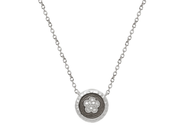 211488 Daisy Flower Disk Pendant Necklace, 15.5 In. Plus 1.5 In.