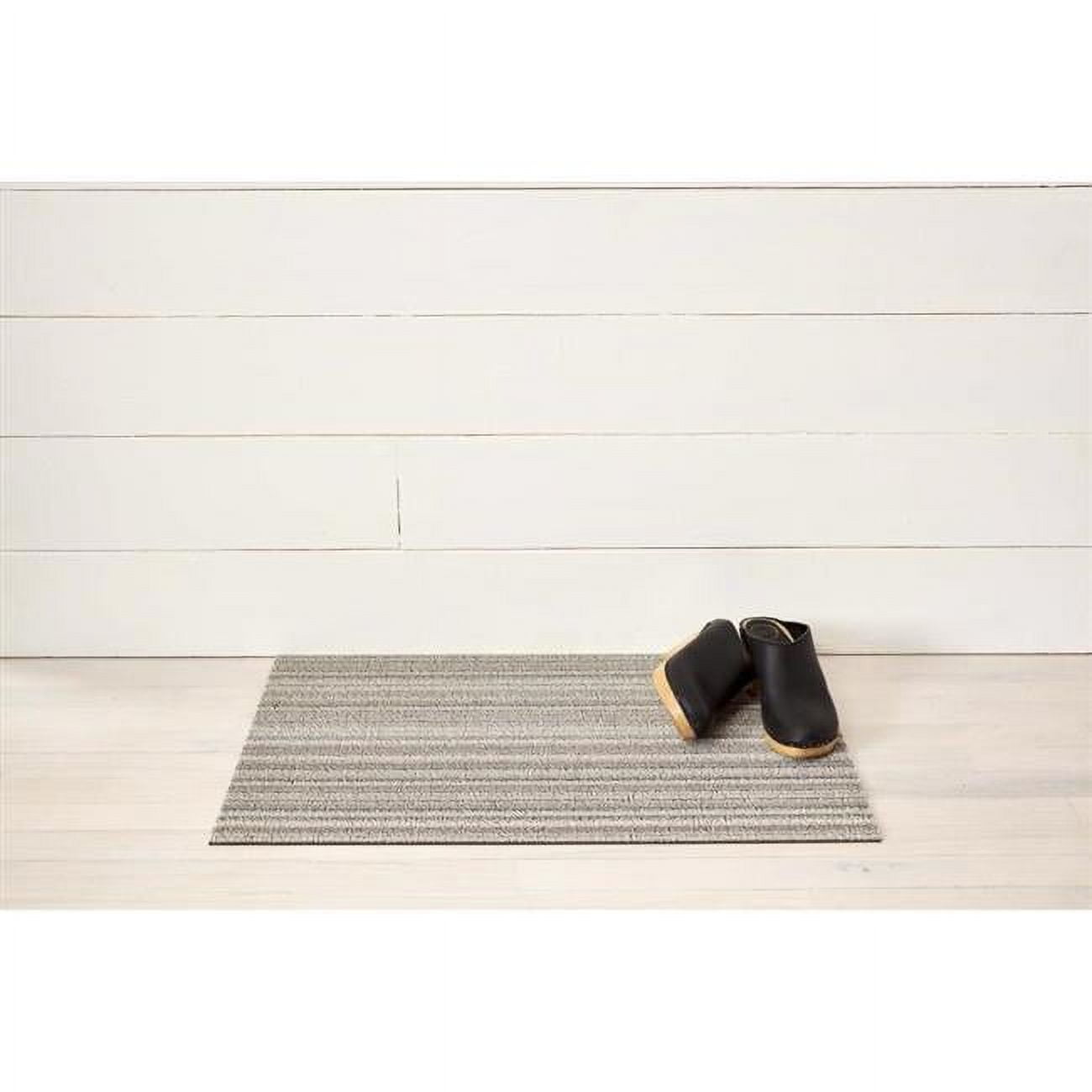 28 x 18 in. Skinny Stripe Polyester & Vinyl Door Mat, Gray & White