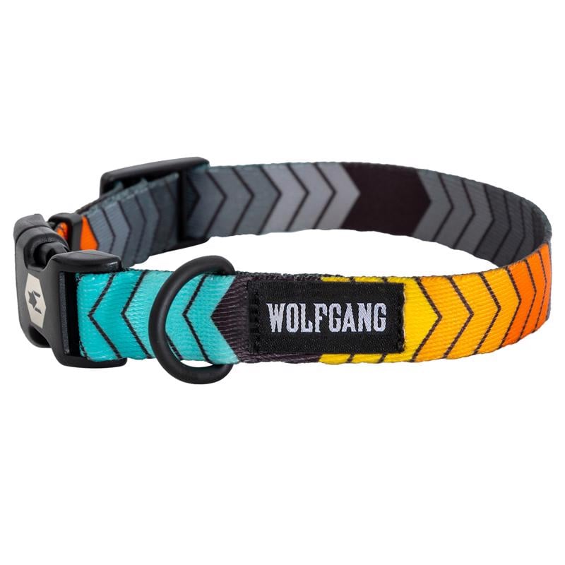 Picture of Wolfgang 8093076 18 in. Multi Color Chev Tech Polyester Dog Adjustable Collar&#44; Medium