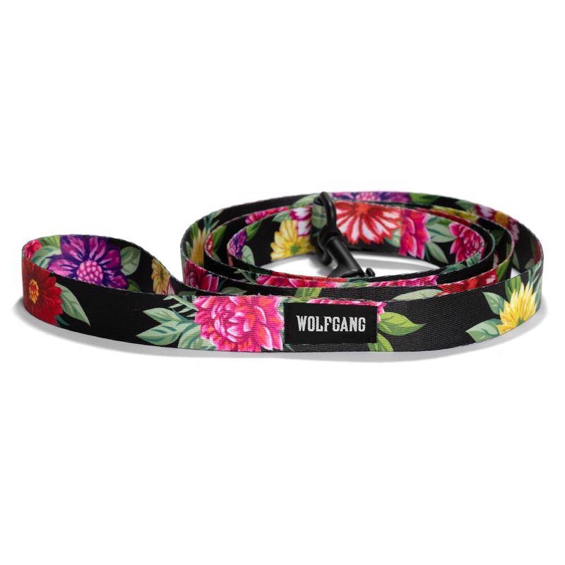 Picture of Wolfgang 8093079 6 in. Multi Color Dark Floral Polyester Dog Leash&#44; Medium & Large