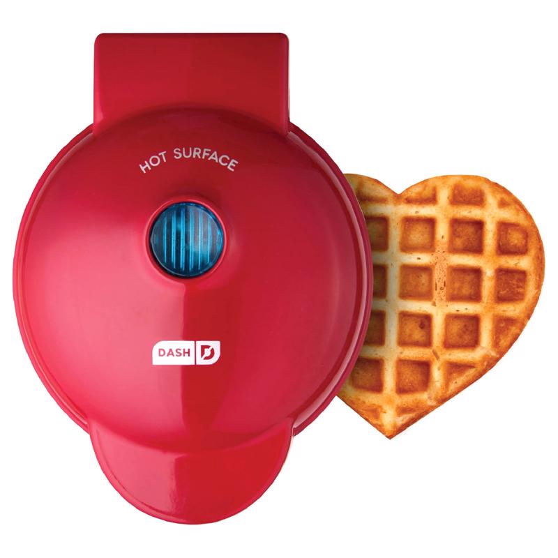 6087154 350W Red Aluminum Waffle Maker