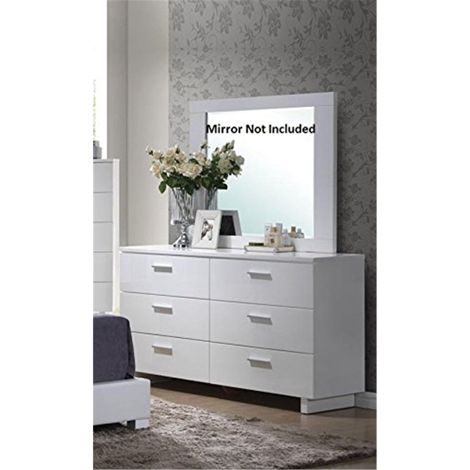 Picture of ACME 22635 Lorimar Dresser&#44; White & Chrome Leg - 34 x 63 x 18 in.