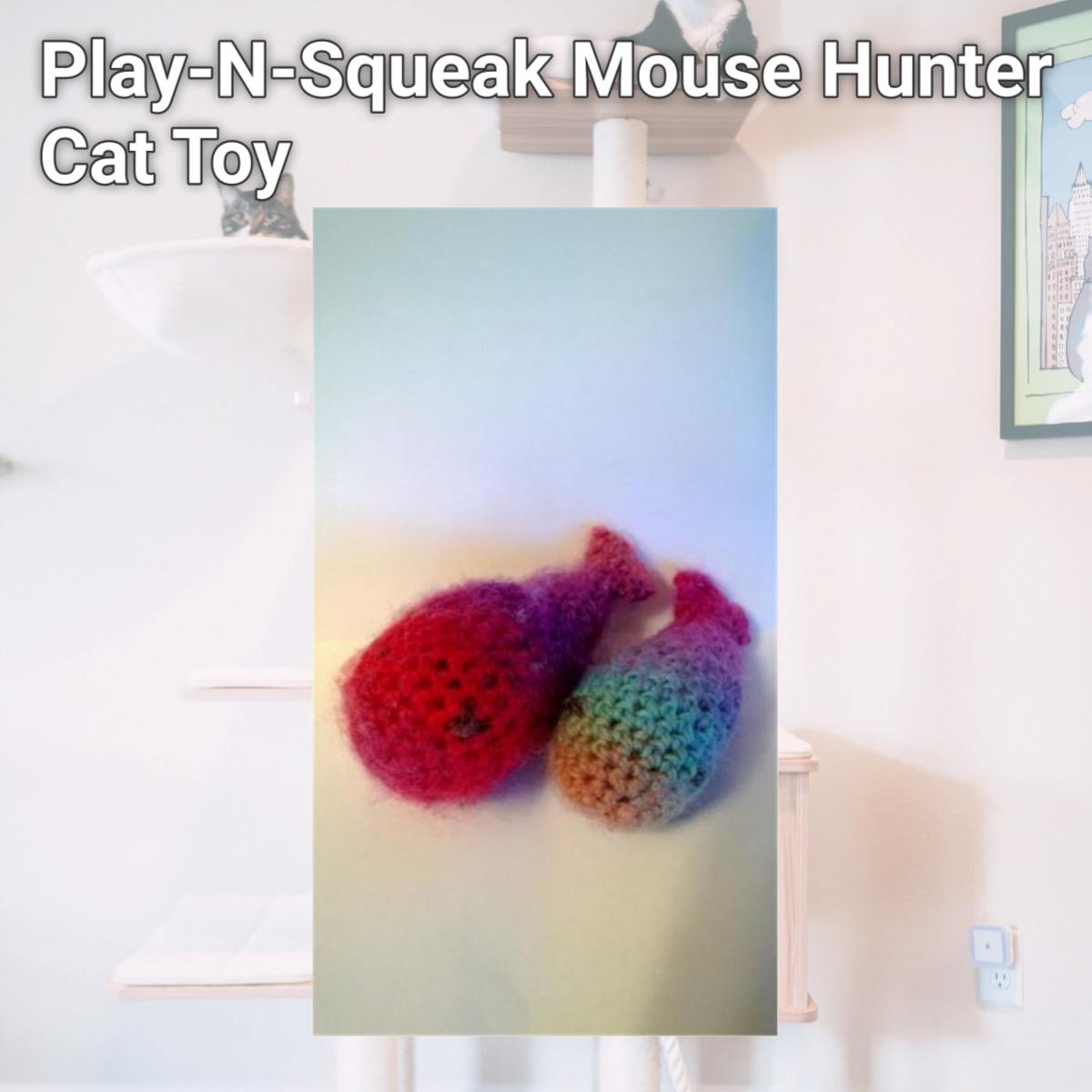 Picture of Our Pets OU12074 Play-N-Squeak Mouse Hunter Cat Toy