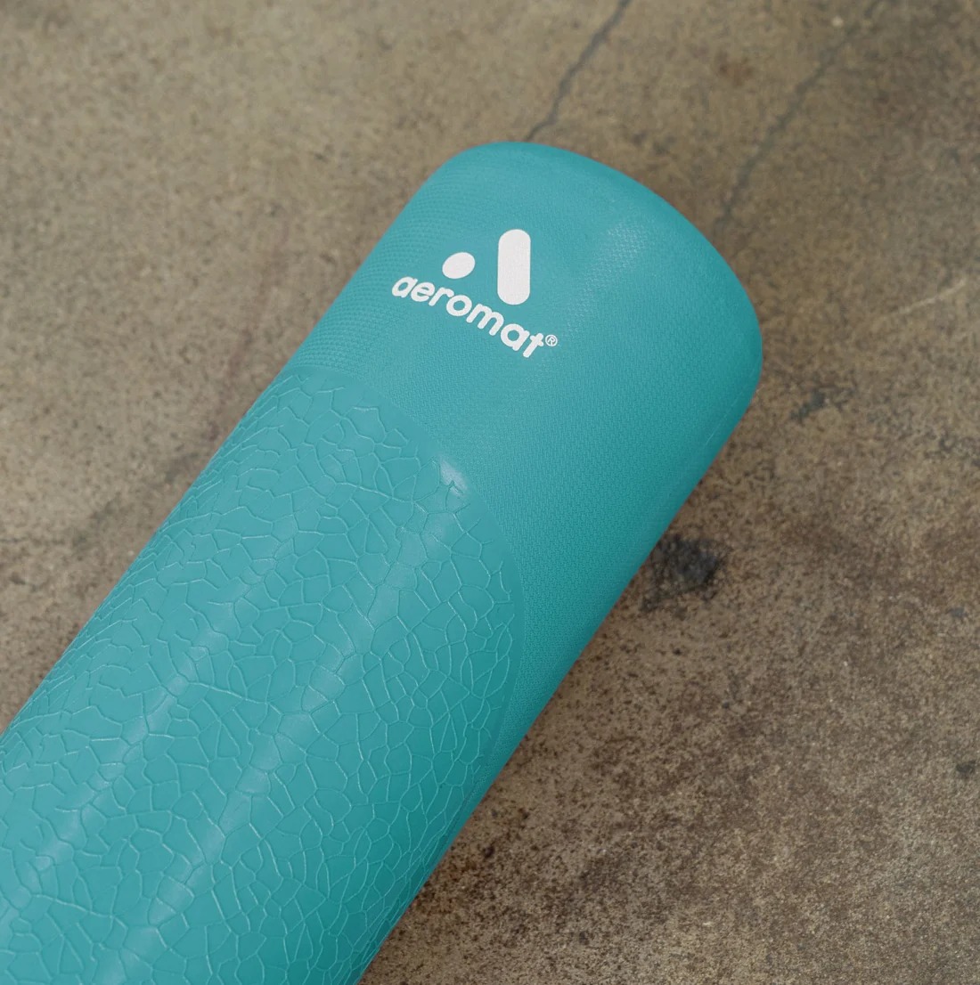 33822 6 x 36 in. Aeromat Air Roller, Ensign Blue