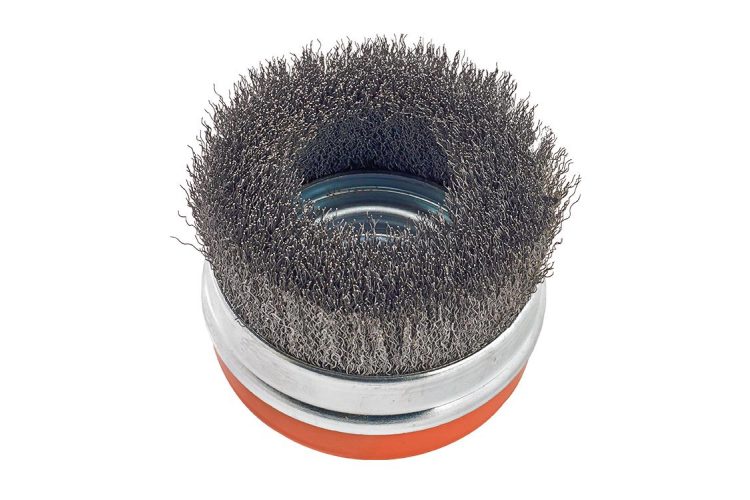 13D424 4 x 0.62 in.-11 Wire Crimped Cup Brush