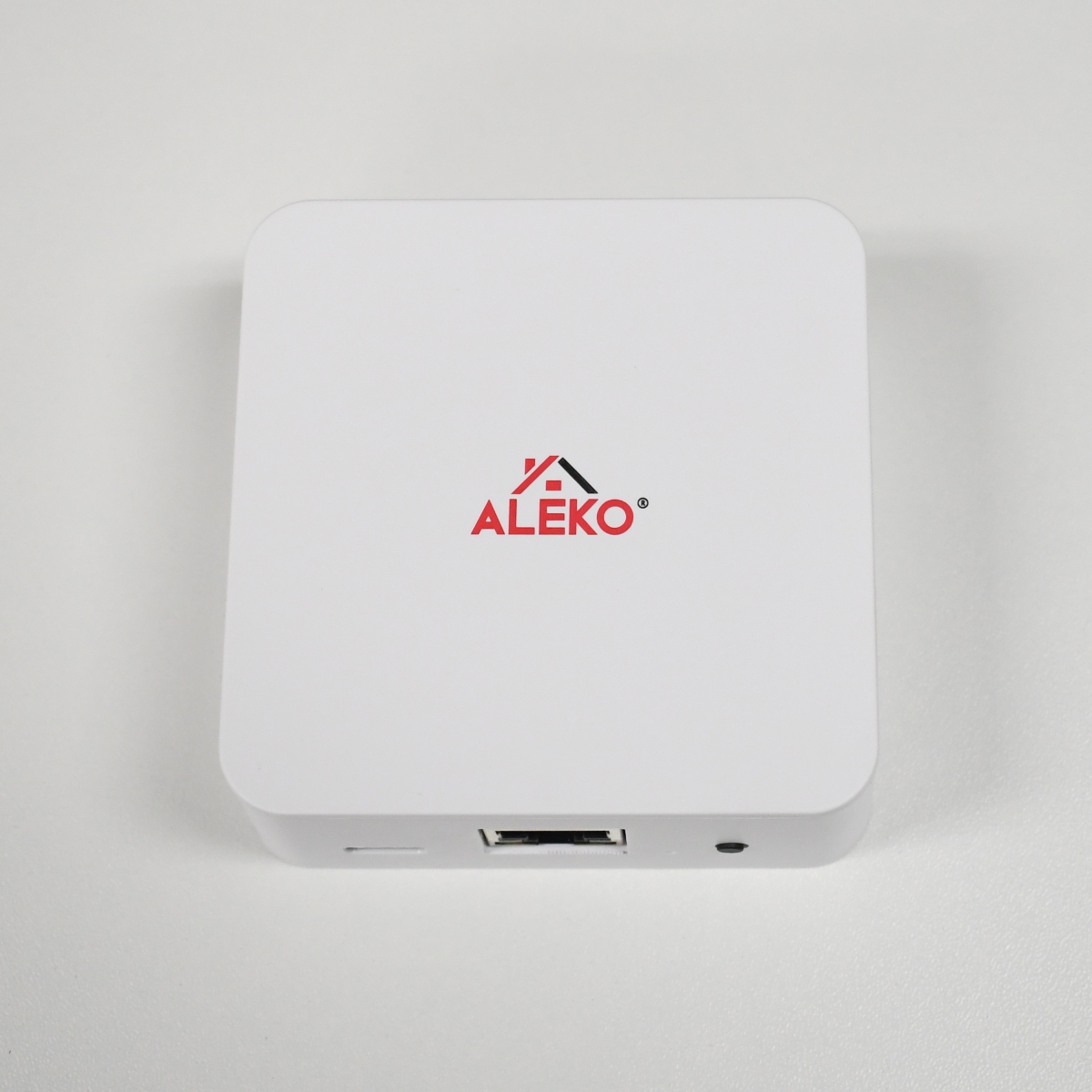 AWMCHUB-UNB Smart Hub Control for Motorized Patio Awnings, White