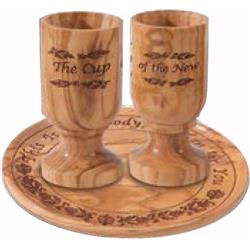 Olivewood Plate & 2 Cups in Box Communion Set