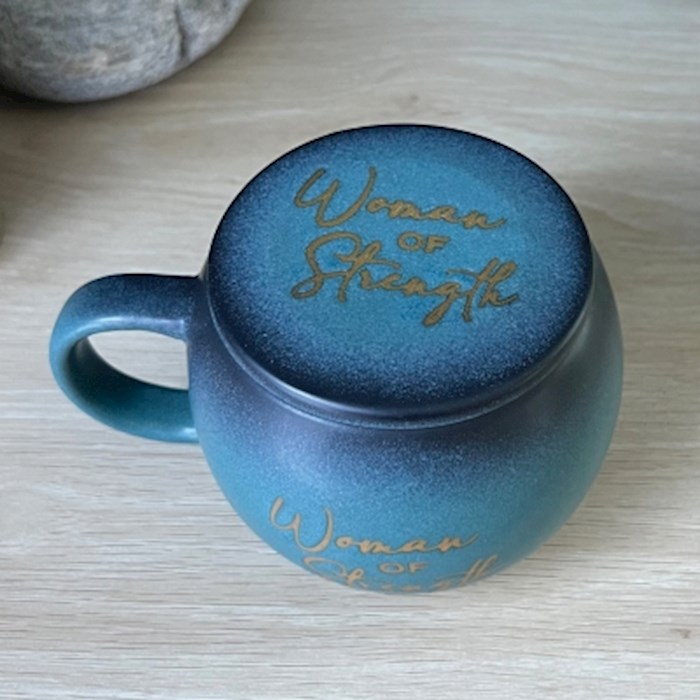 Picture of Abbey Plus CA Gift 479213 Mug with Coaster - Woman of Strength - 16 oz
