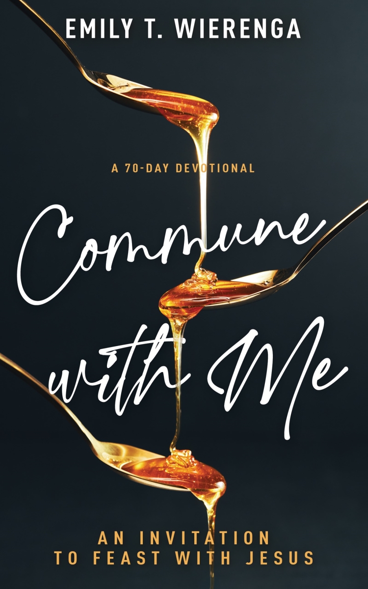 757346 Commune with Me Book