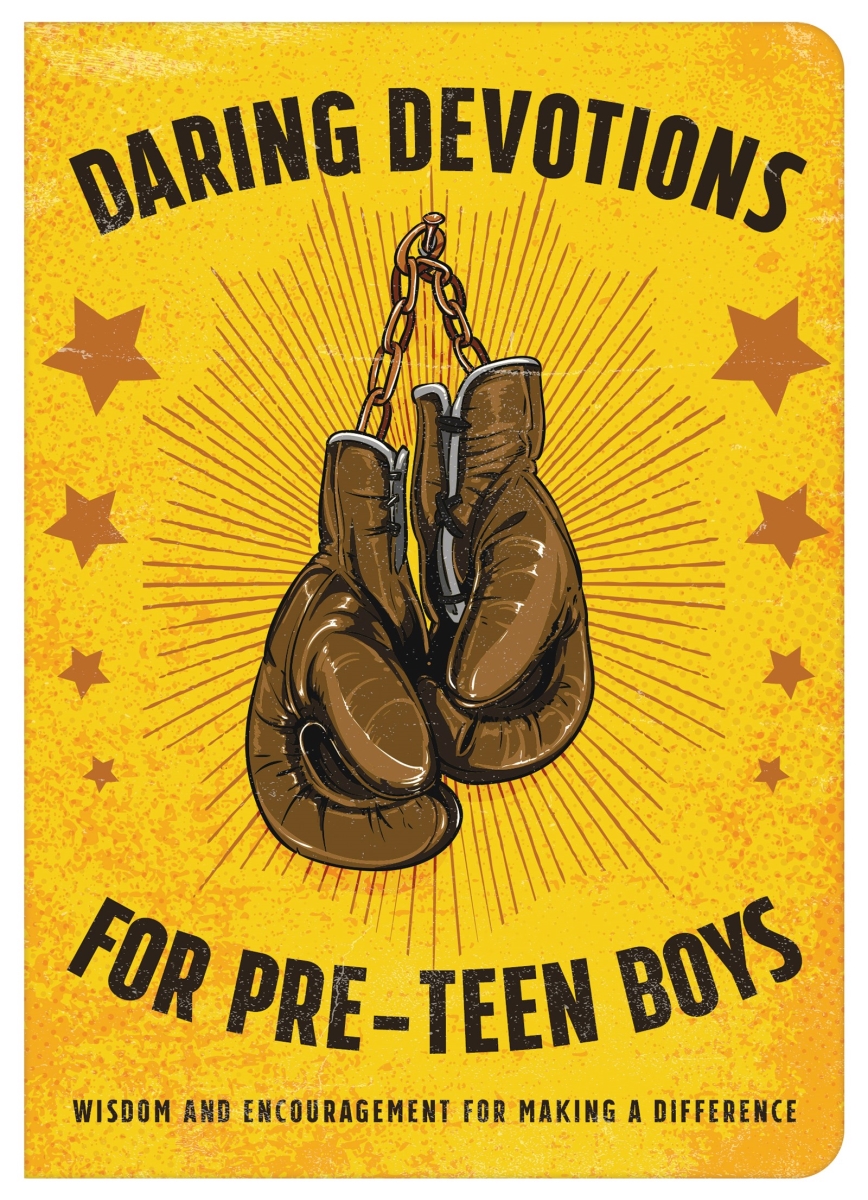 Barbour Publishing 453702 Daring Devotions for Pre - Teen Boys Book