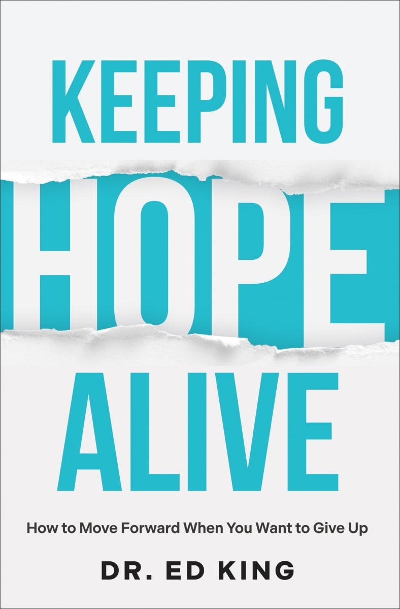 365755 Keeping Hope Alive Book