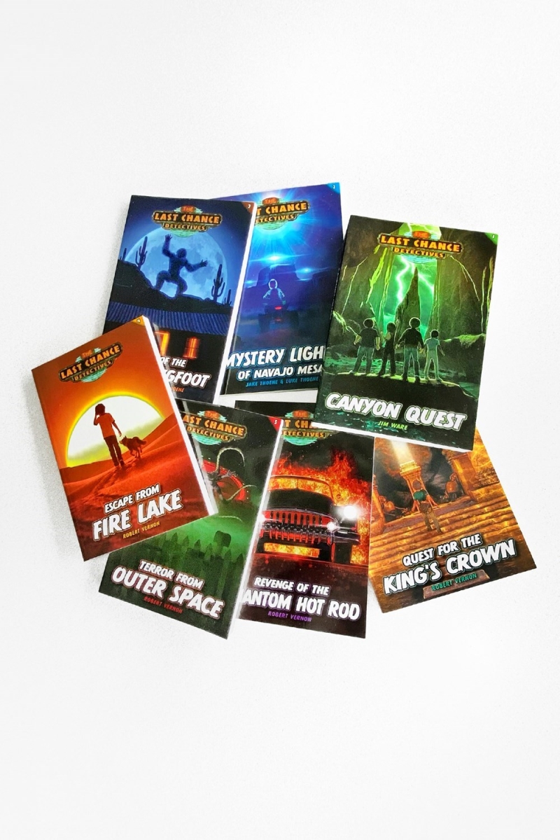 222636 Last Chance Detectives Seven-Book Set