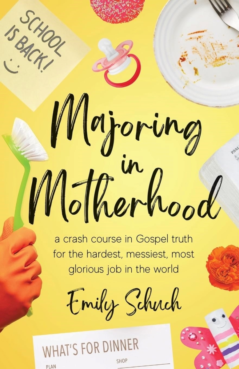 351525 Majoring in Motherhood Book