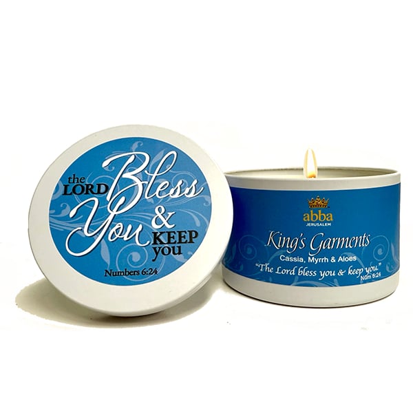 715555 Kings Garment Candle with Scripture White Tin - 8 oz
