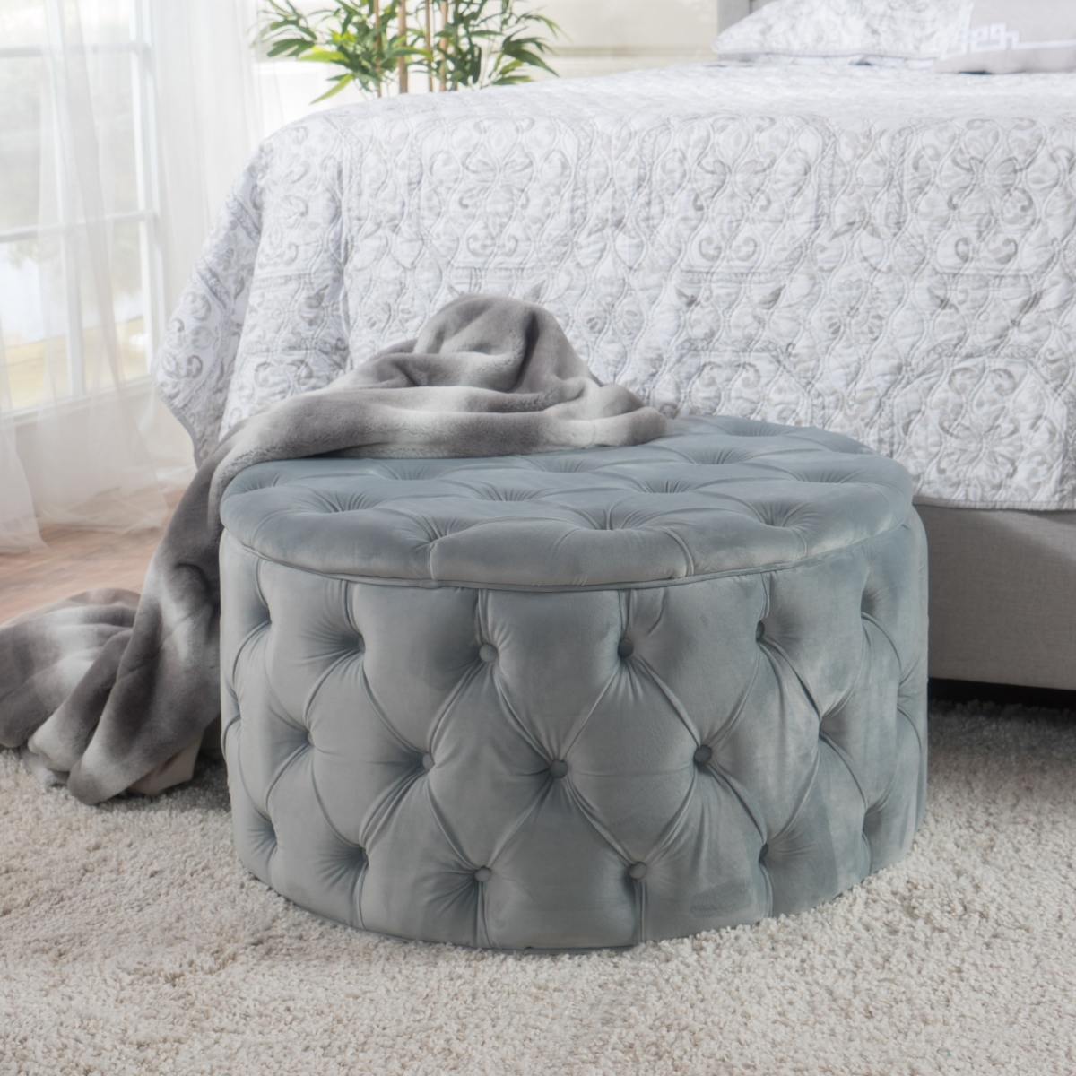 Picture of 212 Main F-NHA-593130 29.5 x 29.5 x 18 in. Modern Glam Round Velvet Ottoman with Cushioned Top & Sturdy Frame - Light Gray