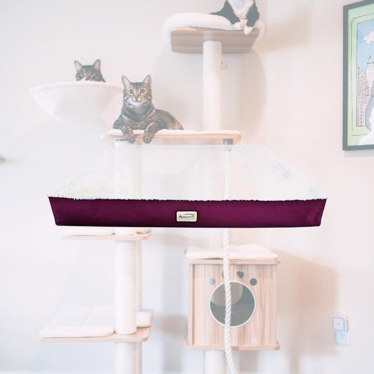 Picture of Aeromark M02HJH-MB-L Armarkat Pet Bed Mat 39 x 28 x 7 - Burgundy & Ivory