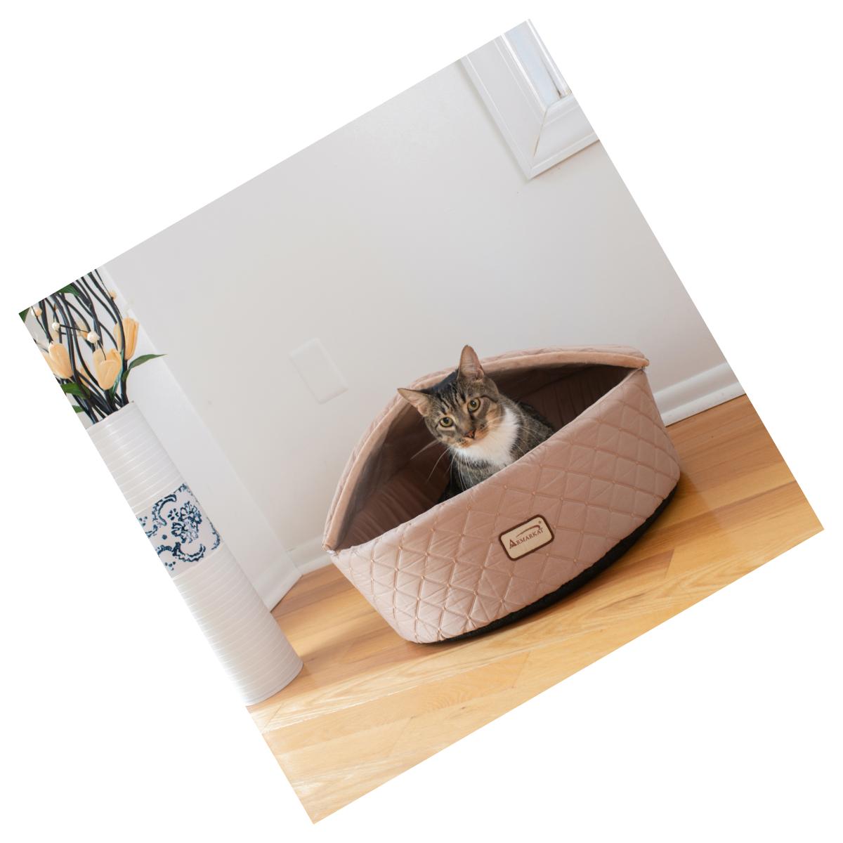 Picture of AeroMark C33HFS-FS-M Armarkat Cat Bed- Medium- Light Apricot C33HFS-FS-M