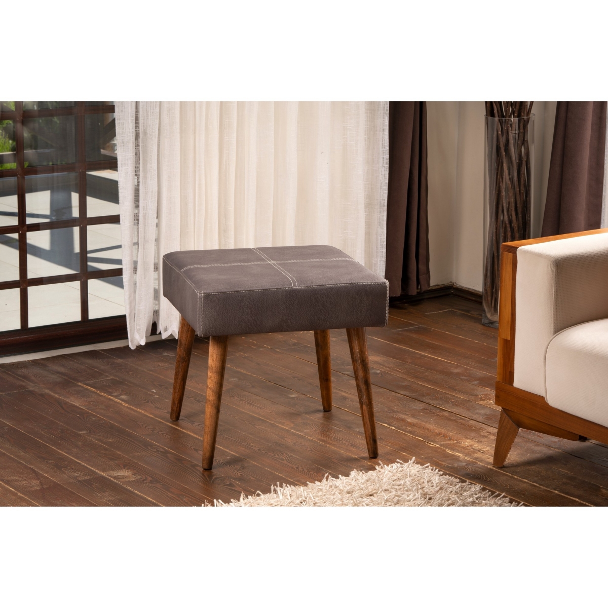 591GRC1117 18.11 x 17.32 x 18.11 in. Urga Pouffe - Anthracite