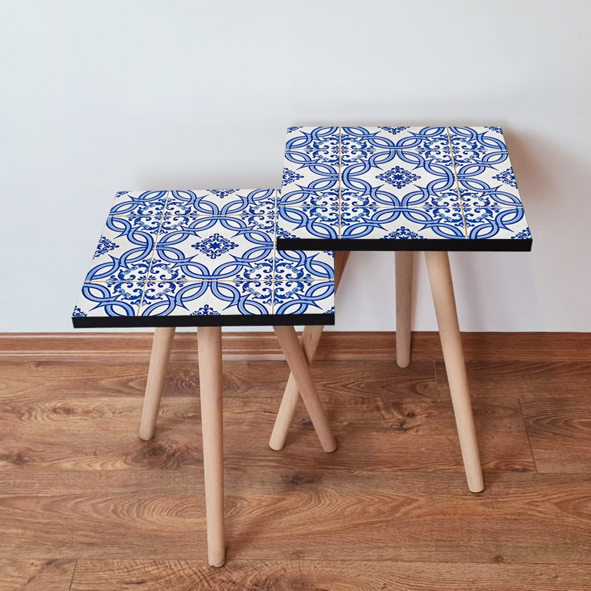 481LNA2647 13.78 x 18.5 x 13.78 in. 2SHP41 Nesting Table - Navy Blue, Blue & White - 2 Piece