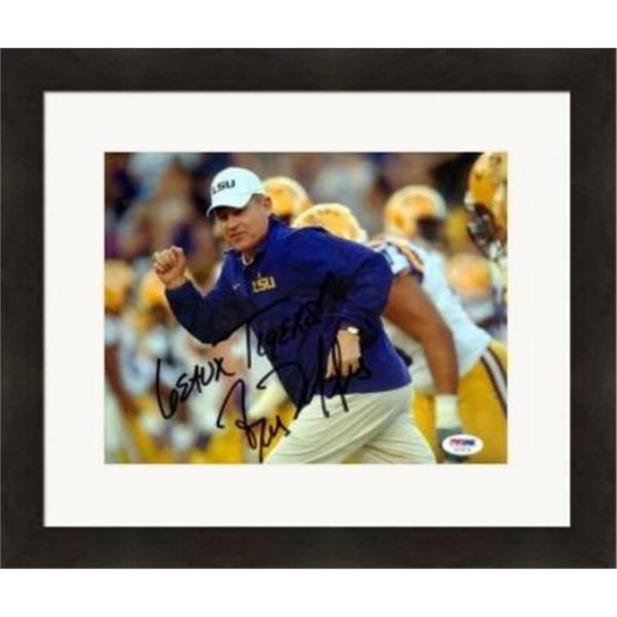 376945 8 x 10 in. Les Miles Autographed Photo Image No. 10 Psa Matted & Framed