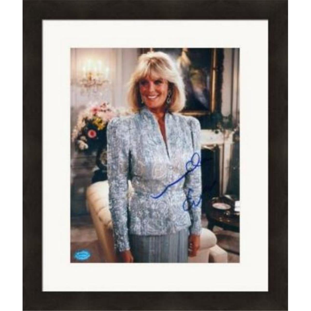 Picture of Autograph Warehouse 377461 8 x 10 in. Linda Evans Autographed - SC1 Matted & Framed Photo