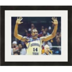 409991 Derrick Favors Autographed 8 x 10 in. Photo Georgia Tech No.5 Matted & Framed -  Autograph Warehouse
