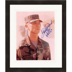 410558 Lou Diamond Phillips Autographed 8 x 10 in. Photo Courage Under Fire US Army 67 No.2 Matted & Framed
