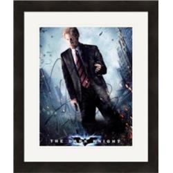 410367 Aaron Eckhart Autographed 8 x 10 in. Photo Harvey Dent Batman Two Face Dark Knight No.SC5 Matted & Framed