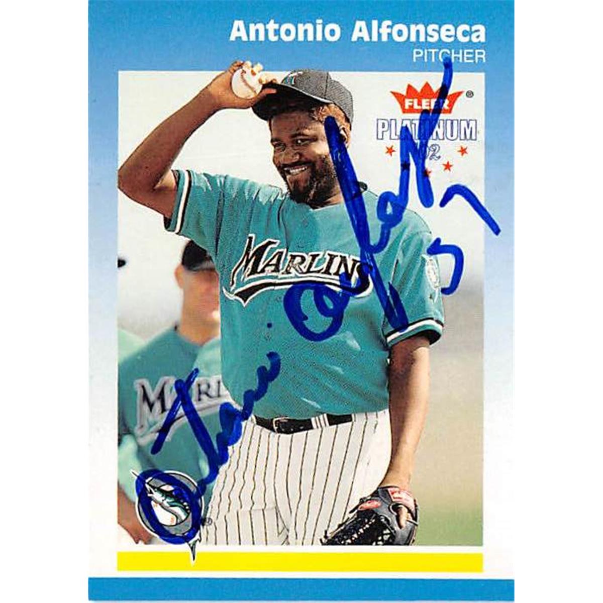 421001 Antonio Alfonseca Autographed Baseball Card Florida Marlins 2002 Fleer Platinum No.68