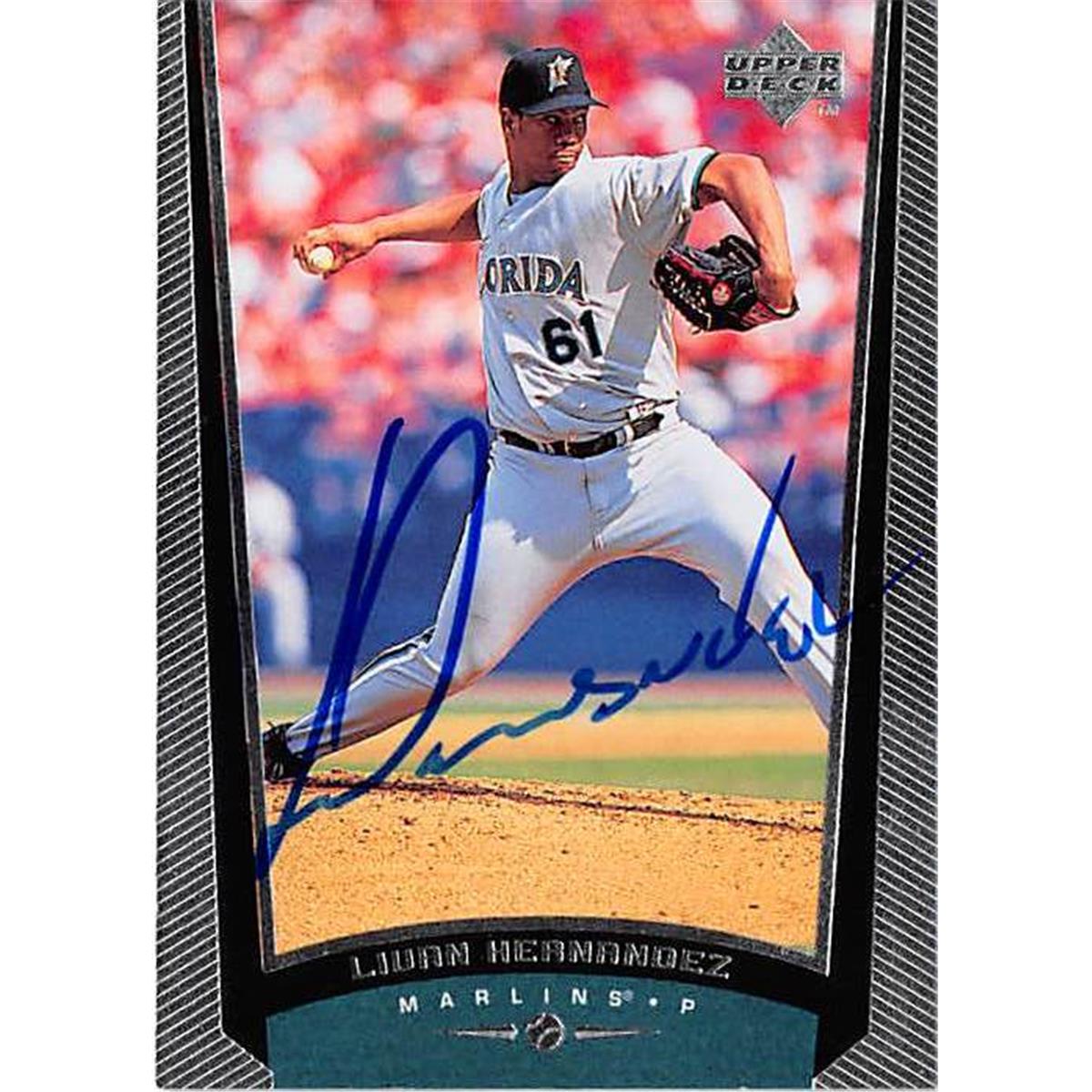 421344 Livan Hernandez Autographed Baseball Card Florida Marlins 1999 Upper Deck No.102