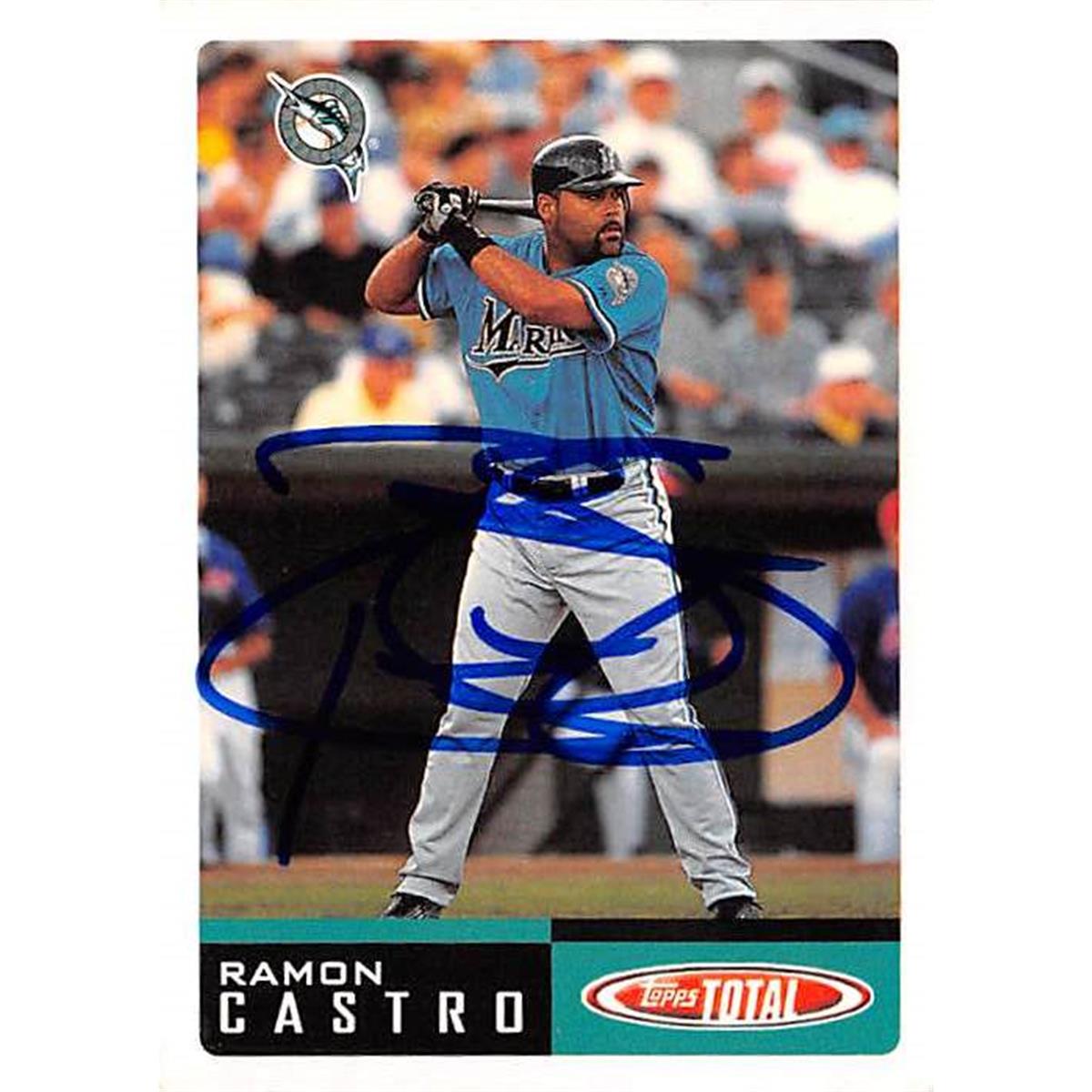 421150 Ramon Castro Autographed Baseball Card Florida Marlins 2002 Topps Total No.739