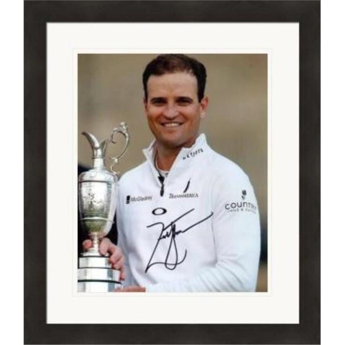 Picture of Autograph Warehouse 432617 8 x 10 in. Zach Johnson Autographed SC3 Matted & Framed Photo