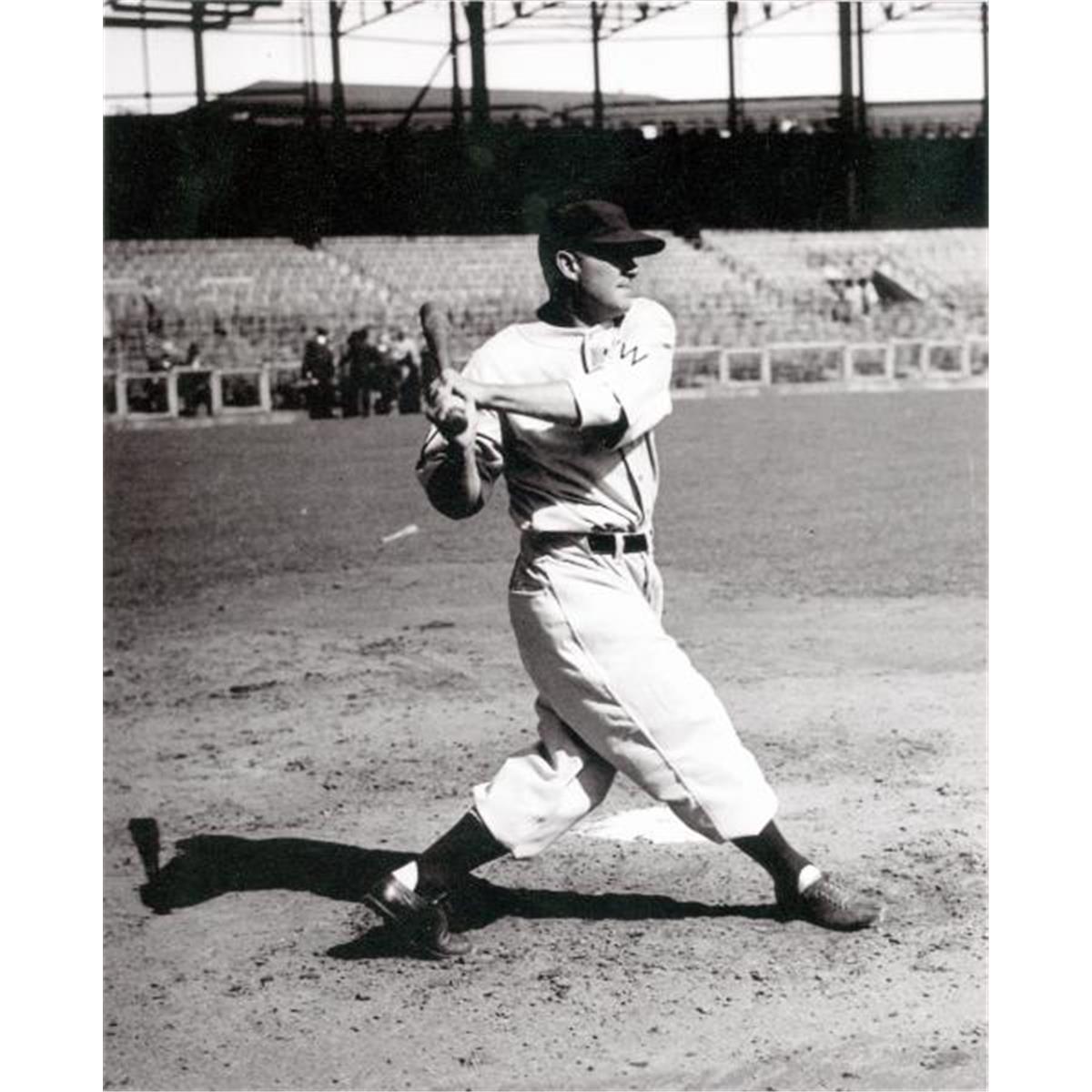 443197 8 x 10 in. No.1 Heinie Manush Photo Frame