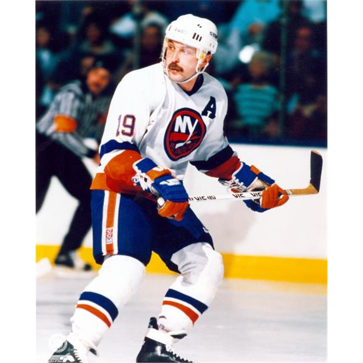 443619 8 x 10 in. New York Islanders No.1 Bryan Trottier Photo Frame