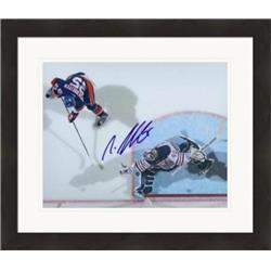 Picture of Autograph Warehouse 432985 8 x 10 in. Nino Niederreiter Autographed Photo No. SC3 Matted & Framed for New York Islanders