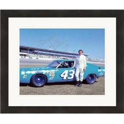 432957 8 x 10 in. Richard Petty Autographed Photo No. AWR28 Matted & Framed for Auto Racing Nascar
