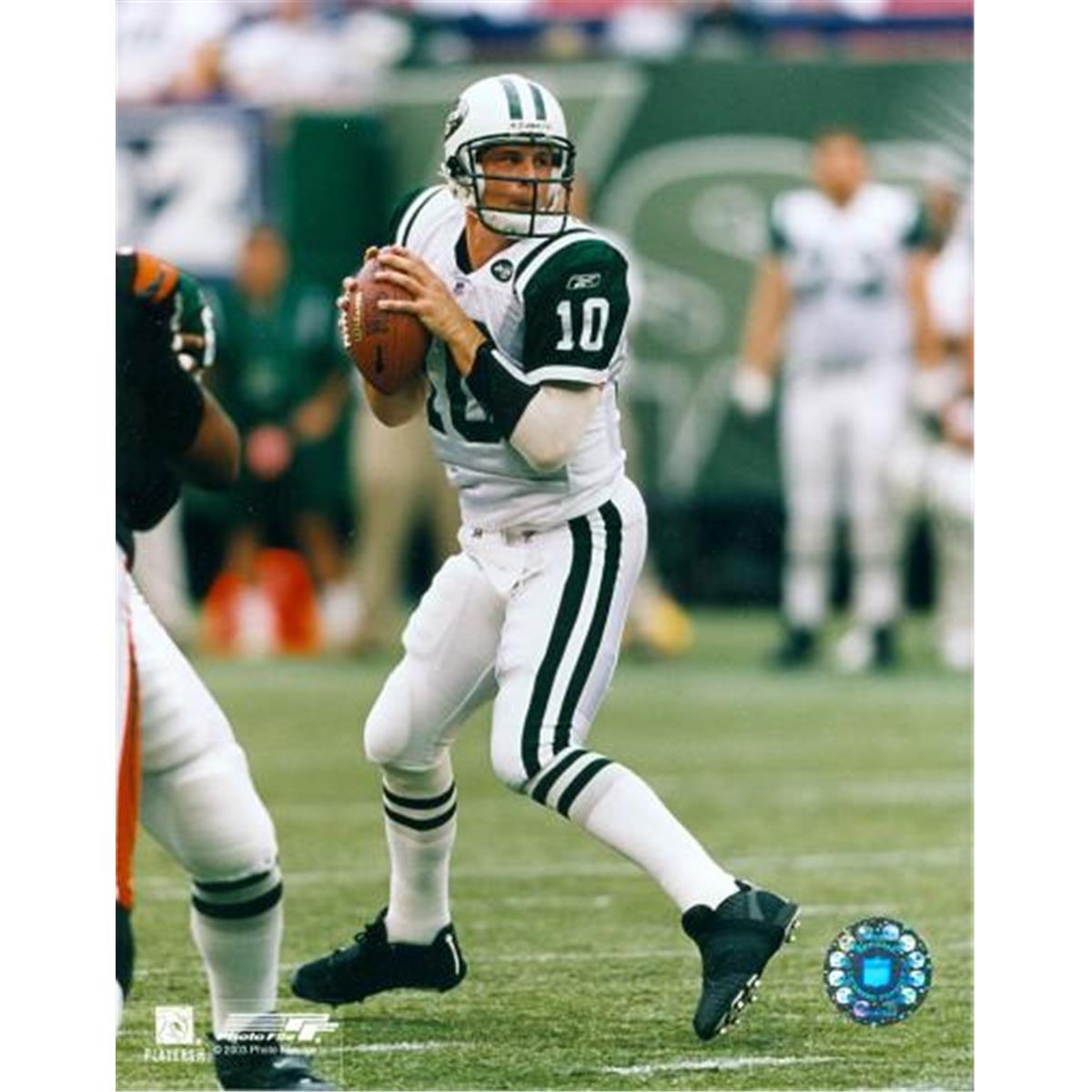 Picture of Autograph Warehouse 443687 8 x 10 in. New York Jets No. 2 Chad Pennington Photo