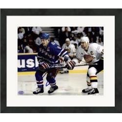 Picture of Autograph Warehouse 559751 8 x 10 in. Adam Graves Autographed Matted & Framed Photo - New York Rangers No.12