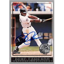 538804 Mike Cameron Autographed Baseball Card - Chicago White Sox 1998 Topps No.26