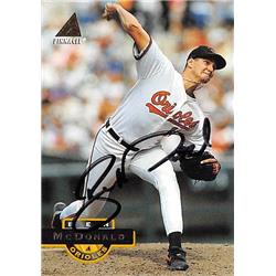 527360 Ben McDonald Autographed Baseball Card - Baltimore Orioles 1994 Pinnacle No.184
