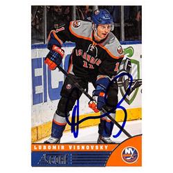 Picture of Autograph Warehouse 528258 Lubomir Visnovsky Autographed Hockey Card - New York Islanders&#44; SC 2013 Score No.321