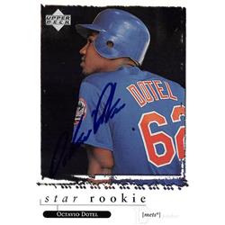 586838 Octavio Dotel Autographed Baseball Card - New York Mets SC 1998 Upper Deck - No.562 Star Rookie