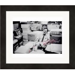 623265 8 x 10 in. Stephen Root Autographed Photo - Office Space, Milton Waddams, Stapler - No.SC4 Matted & Framed